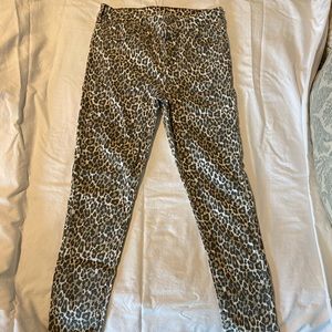 AE skinny jeans leopard print